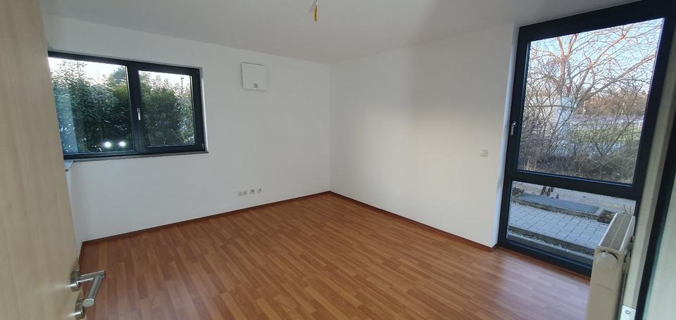 Erdgeschoßwohnung Sindelfingen Darmsheim - 3 Zimmer, 83 m&sup2;, 1.495&euro; | Angebot:25591058