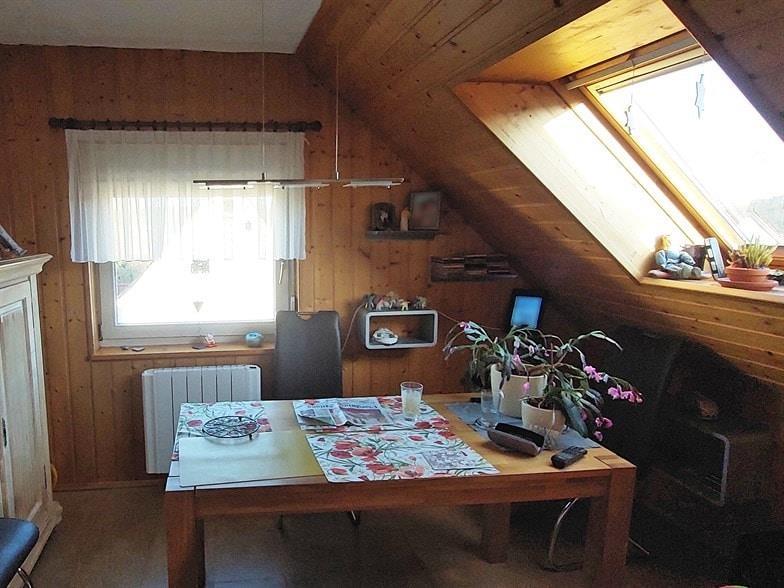 Einfamilienhaus Mühlacker - 8 Zimmer, 159 m&sup2;, 379.000&euro; | Angebot:25992437