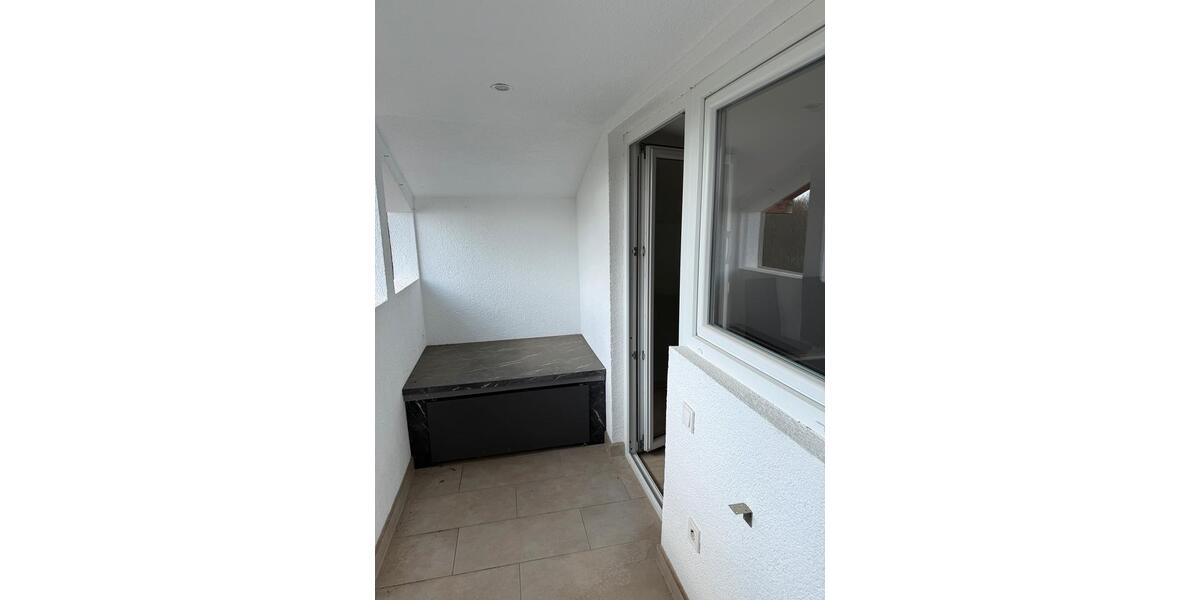 Dachgeschoßwohnung Kernen im Remstal - 1.5 Zimmer, 50 m&sup2;, 1.000&euro; | Angebot:25919121