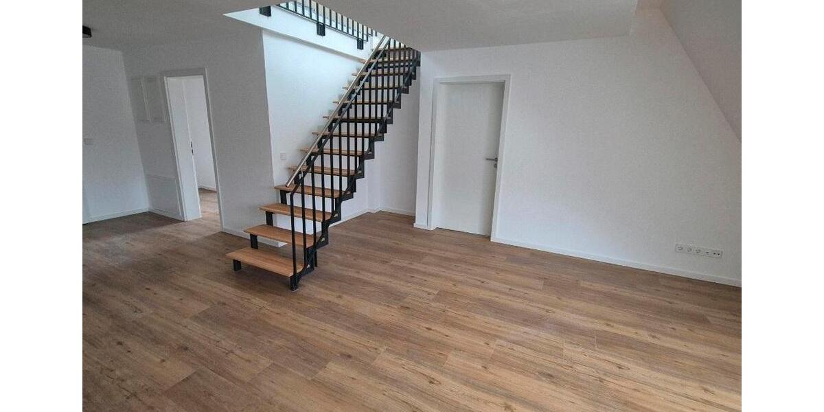Maisonettenwohnung Gärtringen - 3 Zimmer, 92 m&sup2;, 1.472&euro; | Angebot:26403114