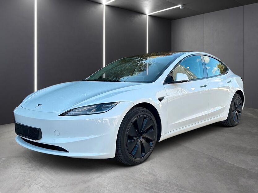 Tesla Model 3 31.000 km 39.499 € Leonberg 71229