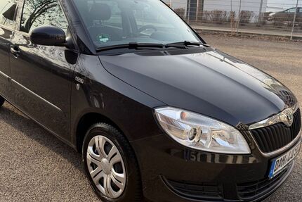 Skoda Fabia 113.722 km 6.300 &euro; Stuttgart 70176