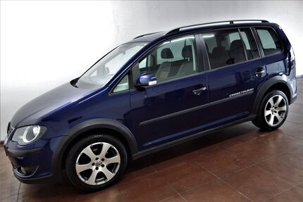 VW Touran 217.000 km 2.900 € Mühlacker 75417