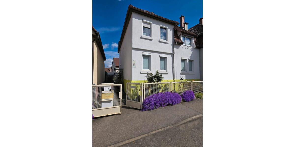 Doppelhaushälfte Stuttgart Neuwirtshaus - 7 Zimmer, 190 m&sup2;, 620.000&euro; | Angebot:26916783