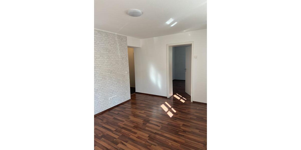 Erdgeschoßwohnung Fellbach - 2 Zimmer, 60 m&sup2;, 1.050&euro; | Angebot:25304139