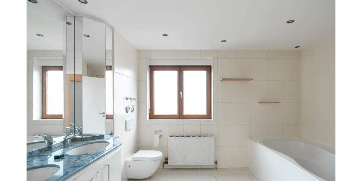 Etagenwohnung Fellbach - 5 Zimmer, 177 m&sup2;, 695.000&euro; | Angebot:21281857