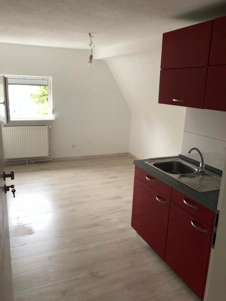 2 Zimmer WG Wohnung in Kusterdingen – zentrale Lage, ca. 40 m²