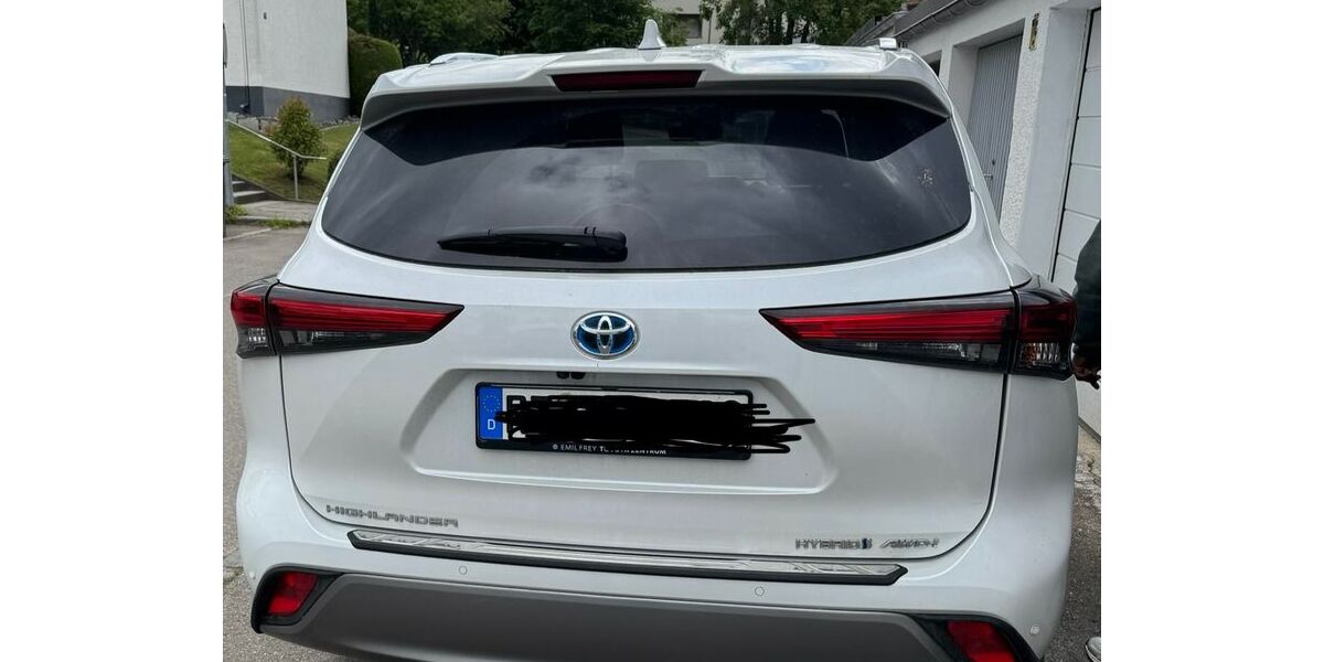 Toyota Highlander 72.300 km 42.500 &euro; Reutlingen 72762