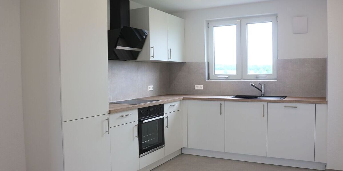 Hochwertige und barrierefreie 4-Zimmerwohnung mit Balkon und EBK - Appartement Mötzingen | Angebot:26633938