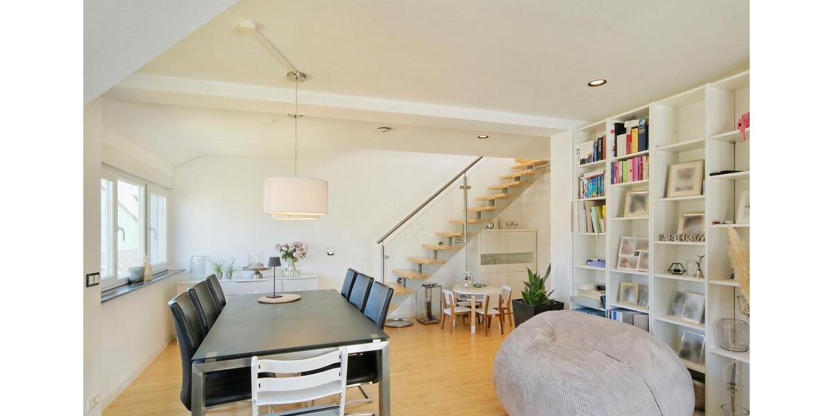 Maisonettenwohnung Ludwigsburg Oßweil - 3.5 Zimmer, 109 m&sup2;, 1.685&euro; | Angebot:26167353
