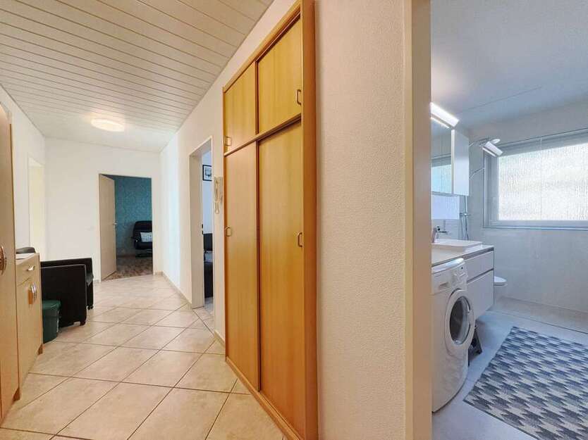 Wohnung zum Kaufen in Rohrdorf 199.000 € 72 m²