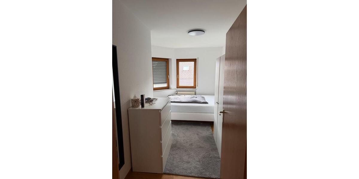 Etagenwohnung Leinfelden-Echterdingen Echterdingen - 3 Zimmer, 89 m&sup2;, 1.250&euro; | Angebot:27625070