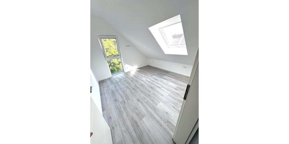 Dachgeschoßwohnung Bietigheim-Bissingen Bissingen - 3 Zimmer, 70 m&sup2;, 1.350&euro; | Angebot:26420796