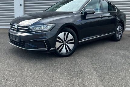 VW Passat 148.120 km 17.900 &euro; Hildrizhausen /Stuttgart 71157