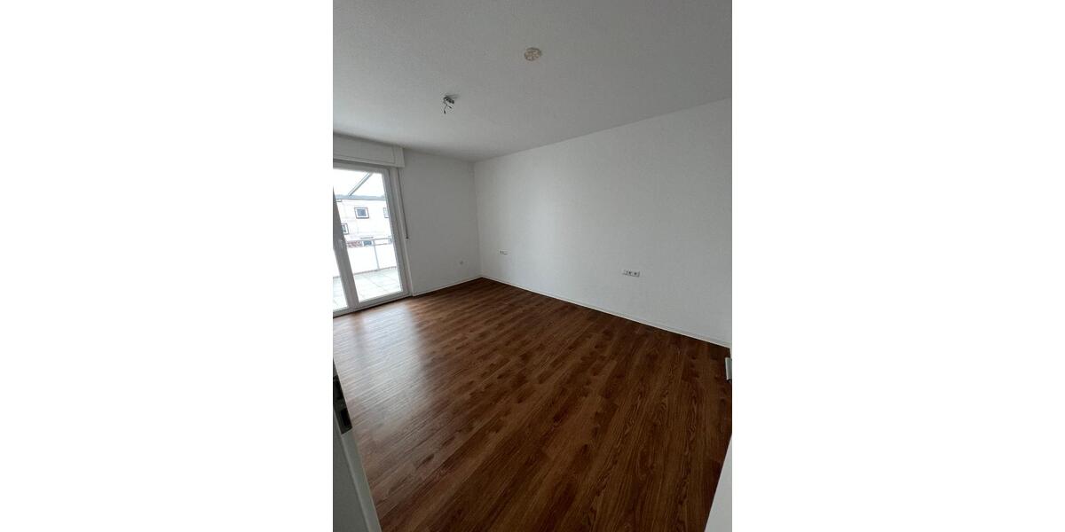 Etagenwohnung Esslingen am Neckar Oberesslingen - 3 Zimmer, 70 m&sup2;, 716&euro; | Angebot:24813776