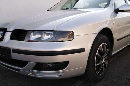 Seat Leon 296.543 km 950 € Reutlingen 72768