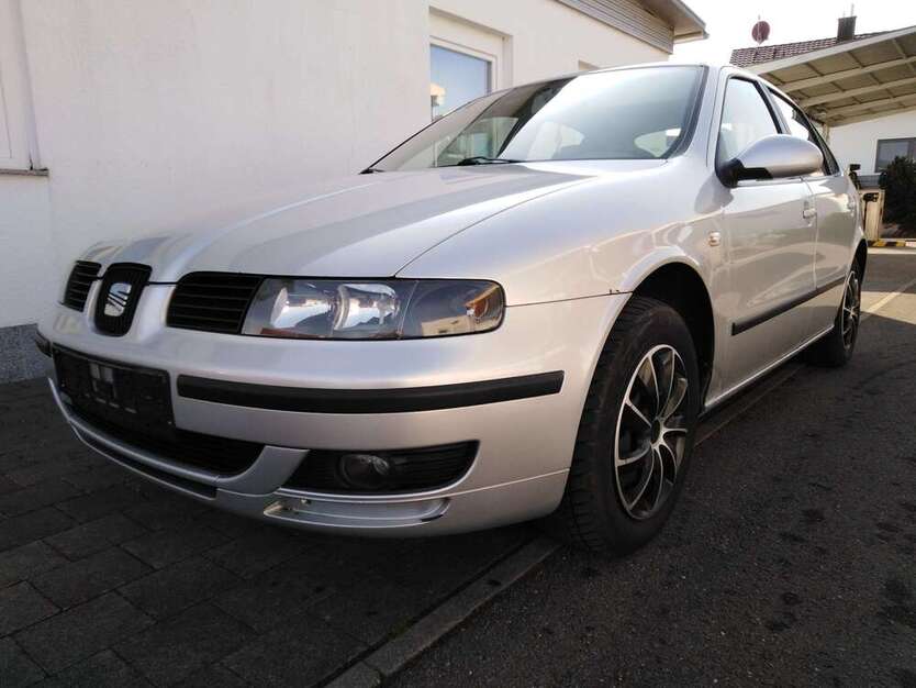Seat Leon 296.543 km 950 € Reutlingen 72768