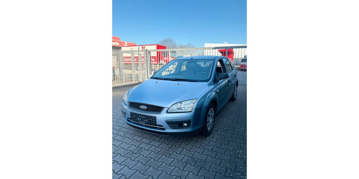 Ford Focus 142.300 km 1.599 &euro; Fellbach bei Stuttgart 70736