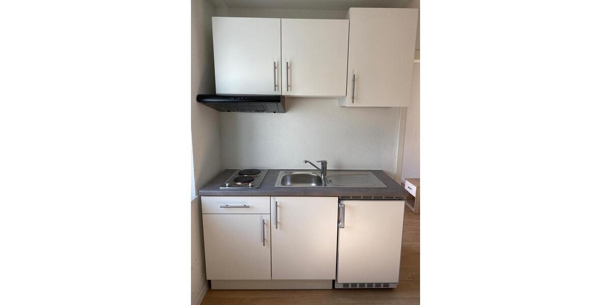 5 Zimmer Wohnung (WG geeignet) 5 zimmer