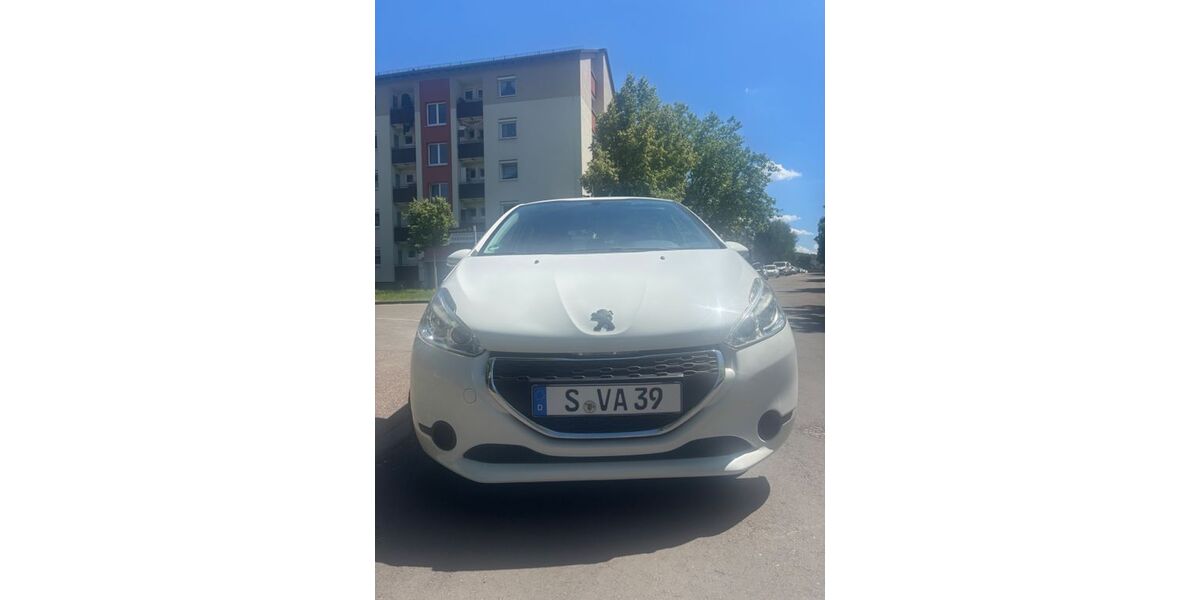 Peugeot 208 107.500 km 5.600 &euro; Stuttgart 70499