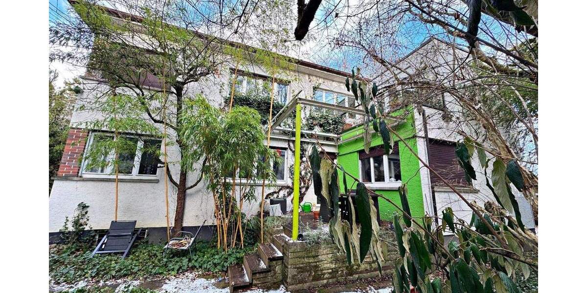 Mehrfamilienhaus, Wohnhaus Stuttgart Degerloch - 7 Zimmer, 159 m&sup2;, 549.000&euro; | Angebot:24728575