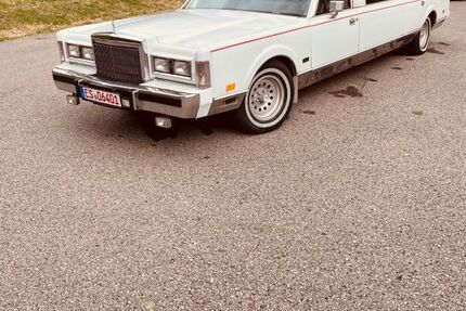 Lincoln Town Car