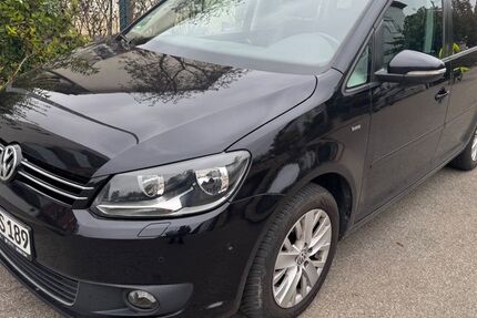 VW Touran 145.000 km 6.999 &euro; Korntal 70825