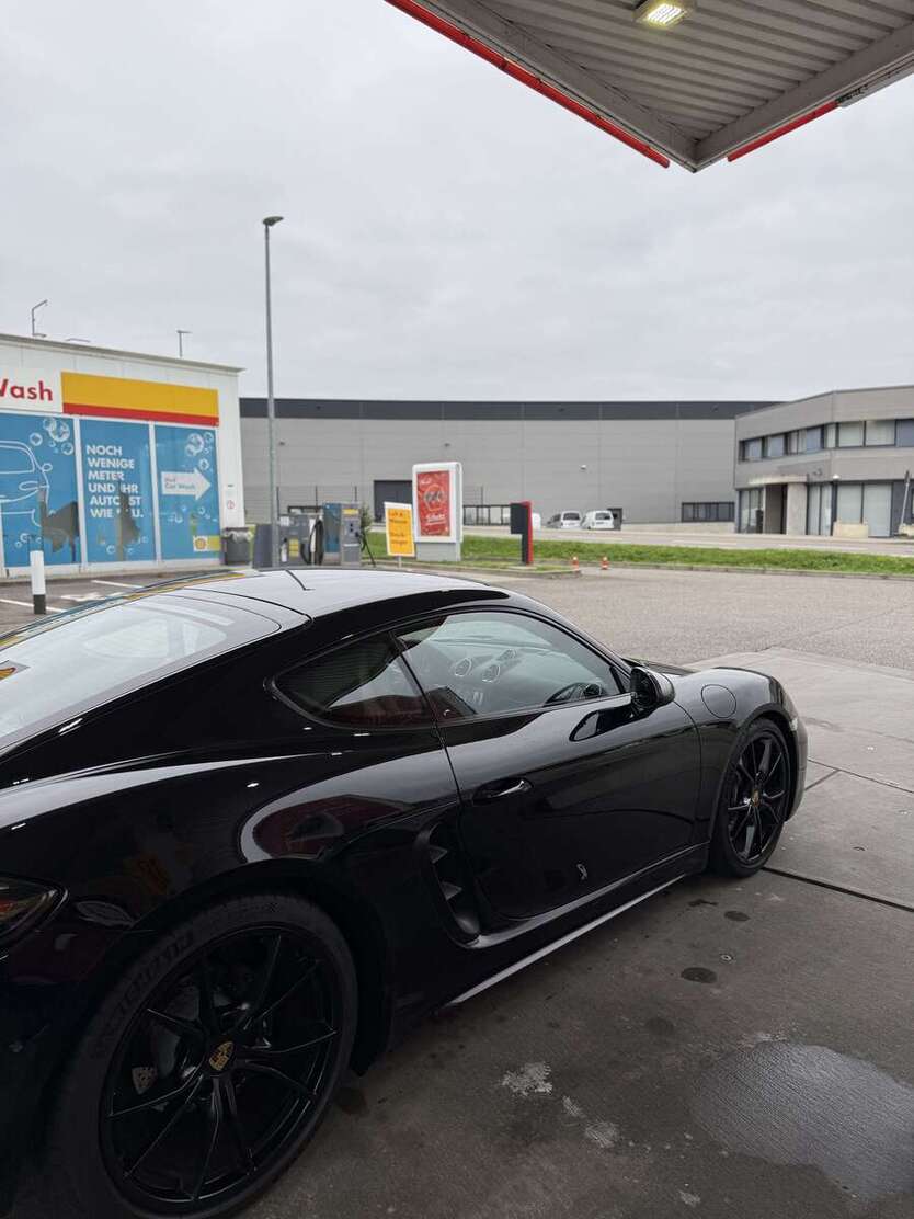 Porsche Cayman 5.729 km 75.000 € Ludwigsburg 71636