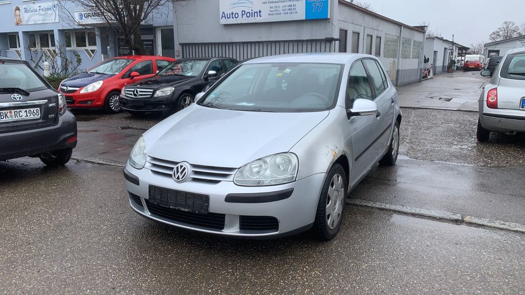 VW Golf 273.000 km 900 &euro; Fellbach-Stuttgart 70736