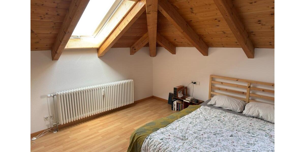 Dachgeschoßwohnung Reutlingen - 2 Zimmer, 54 m&sup2;, 780&euro; | Angebot:25919130