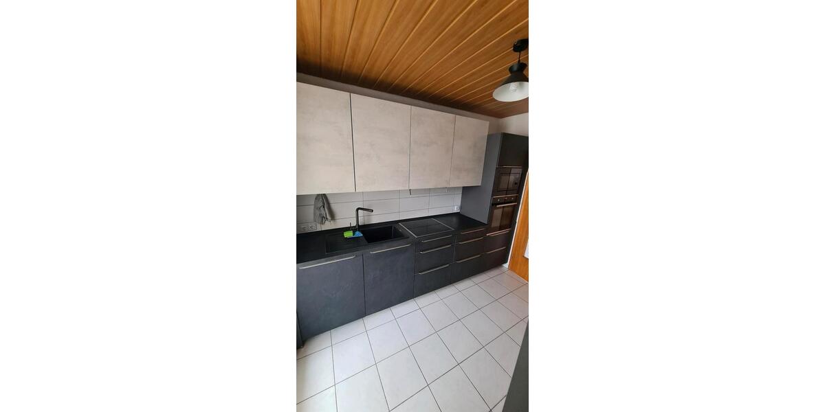 Etagenwohnung Stuttgart Luginsland - 4 Zimmer, 83 m&sup2;, 1.000&euro; | Angebot:25934832