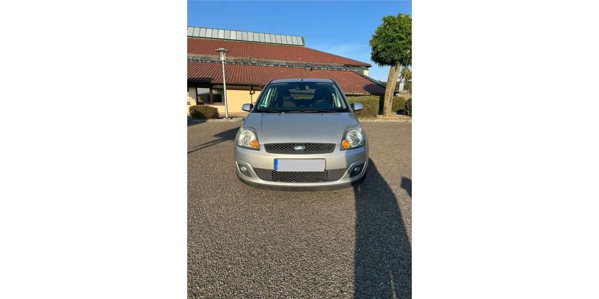 Ford Fiesta 132.000 km 2.399 &euro; Niefern 75223