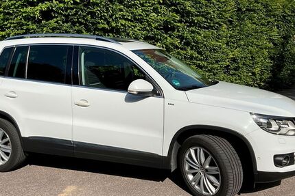 VW Tiguan 160.000 km 12.480 &euro; Eberdingen 71735