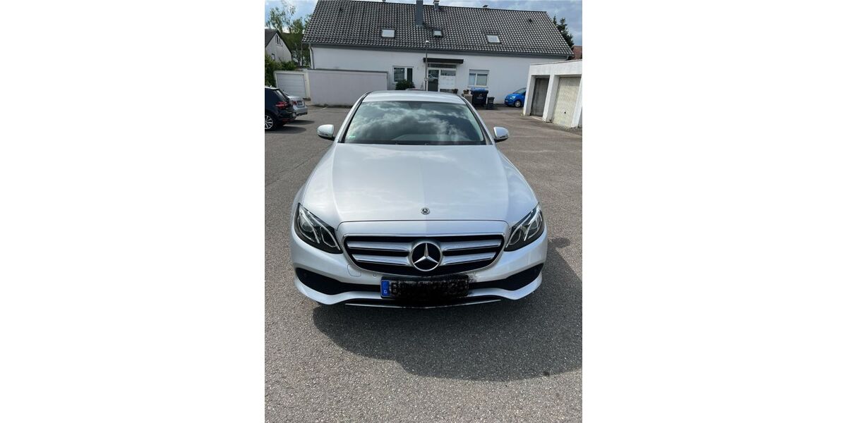 Mercedes-Benz E 200 104.000 km 19.500 &euro; Gärtringen 71116