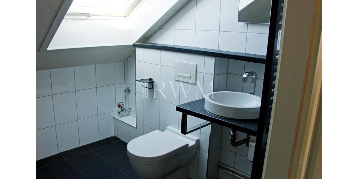 Dachgeschoßwohnung Pforzheim Büchenbronn - 3 Zimmer, 63 m&sup2;, 700&euro; | Angebot:25852523