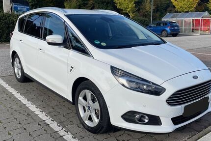 Ford S-Max 110.700 km 15.800 € Münchingen 70825