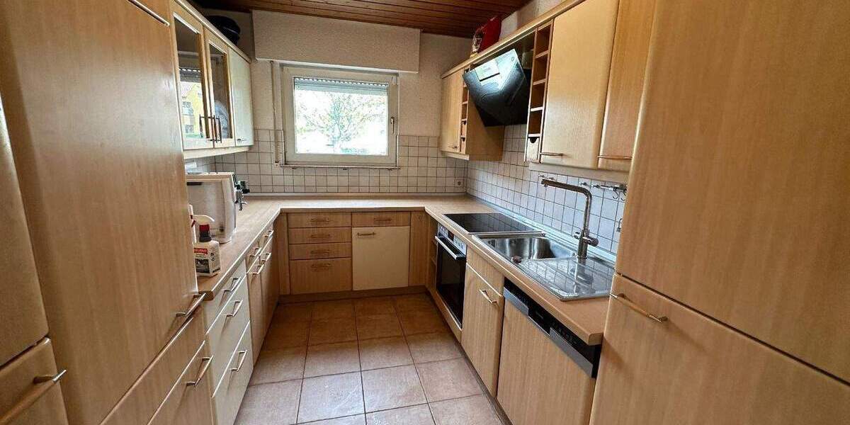 Mehrfamilienhaus, Wohnhaus Althengstett - 5 Zimmer, 199 m&sup2;, 2.500&euro; | Angebot:25821147