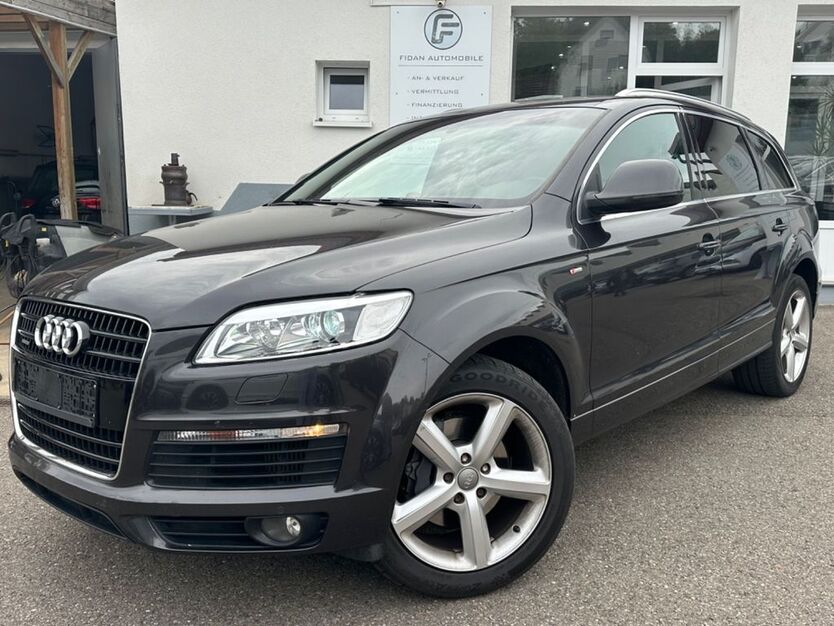 Audi Q7 309.000 km 8.990 € Sindelfingen/Stuttgart 71065