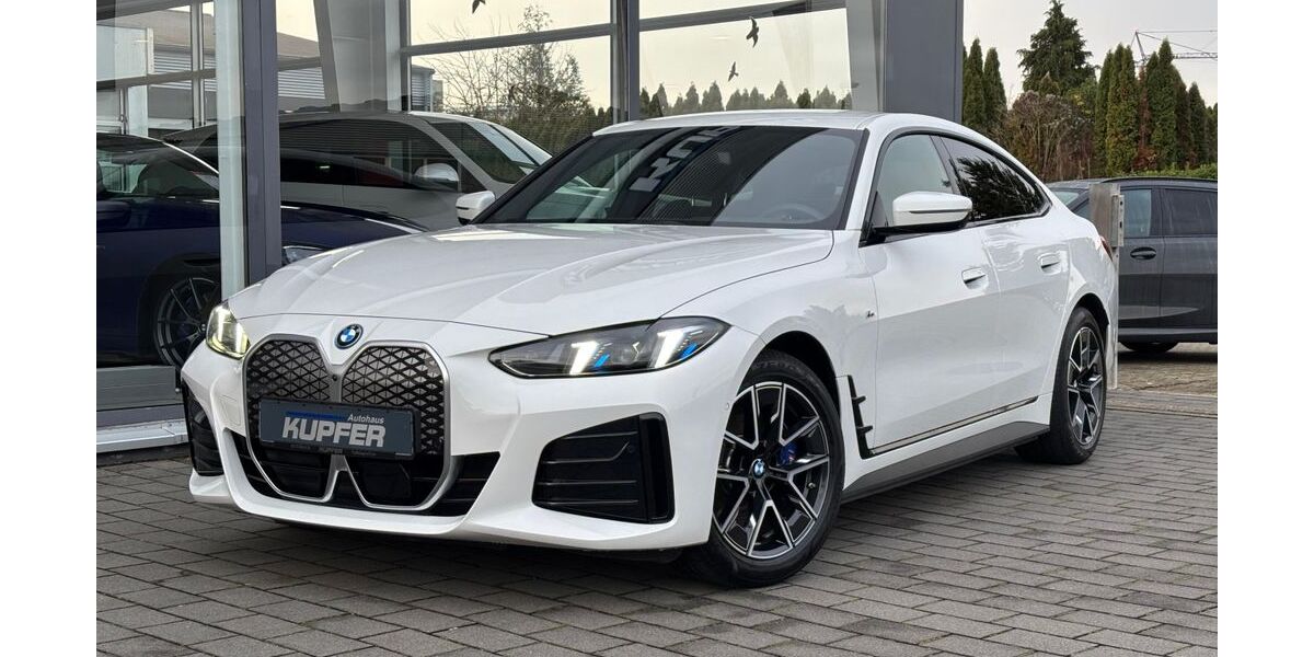 BMW i4 24.570 km 49.500 &euro; Vaihingen / Enz 71665