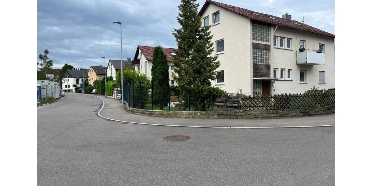 Dachgeschoßwohnung Stuttgart Neuwirtshaus - 2 Zimmer, 50 m&sup2;, 199.000&euro; | Angebot:26831951