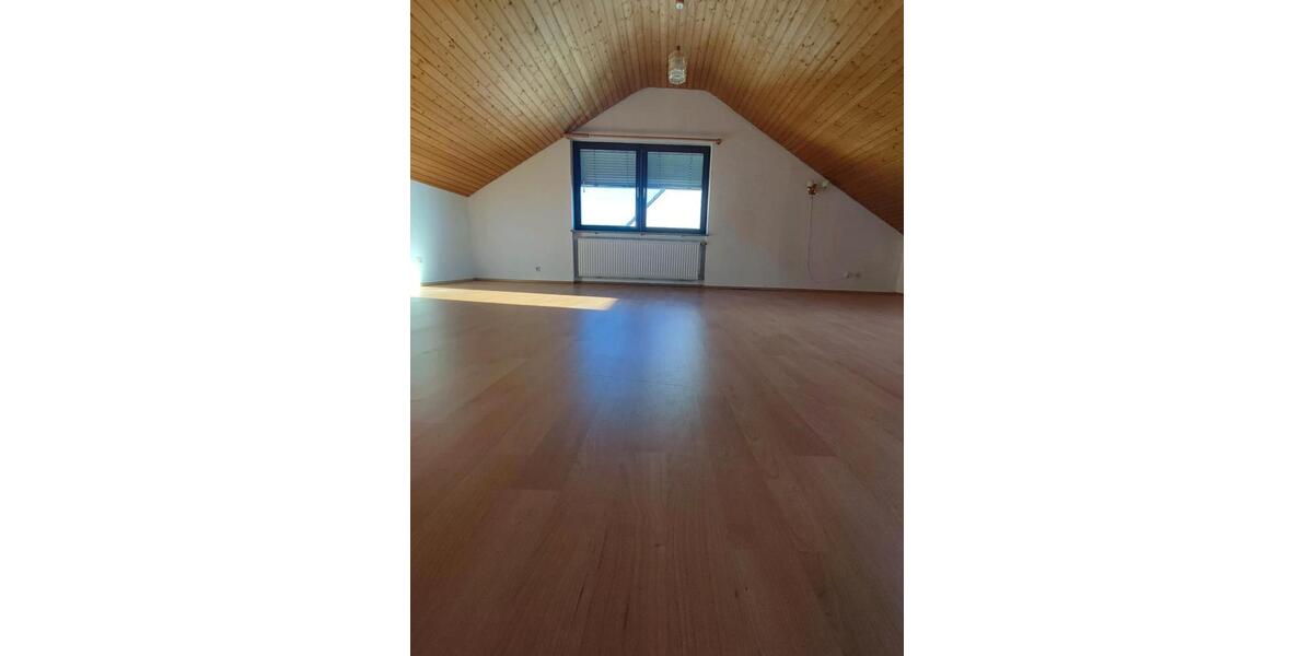 Doppelhaushälfte Leonberg - 6 Zimmer, 146 m&sup2;, 550.000&euro; | Angebot:24842537