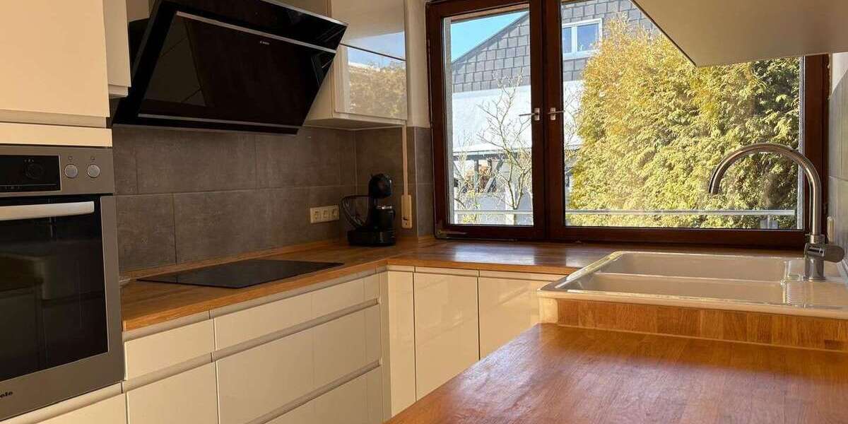 Etagenwohnung Gärtringen - 4.5 Zimmer, 130 m&sup2;, 1.550&euro; | Angebot:24668374