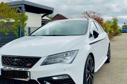 Seat Leon 127.000 km 19.900 € Walddorfhäslach 72141