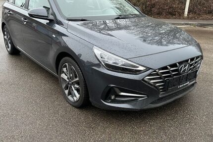 Hyundai i30 145.000 km 17.999 &euro; Möglingen/Ludwigsburg 71696