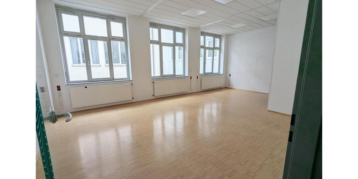 Gewerbeobjekt Pforzheim - 980&euro; | Angebot:26245026