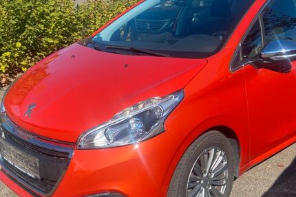 Peugeot 208 108.000 km 6.350 &euro; Gäufelden 71126