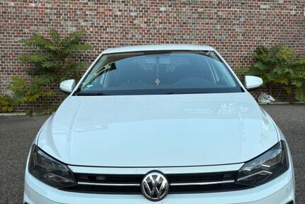 VW Polo 124.000 km 11.000 € Stuttgart 70435