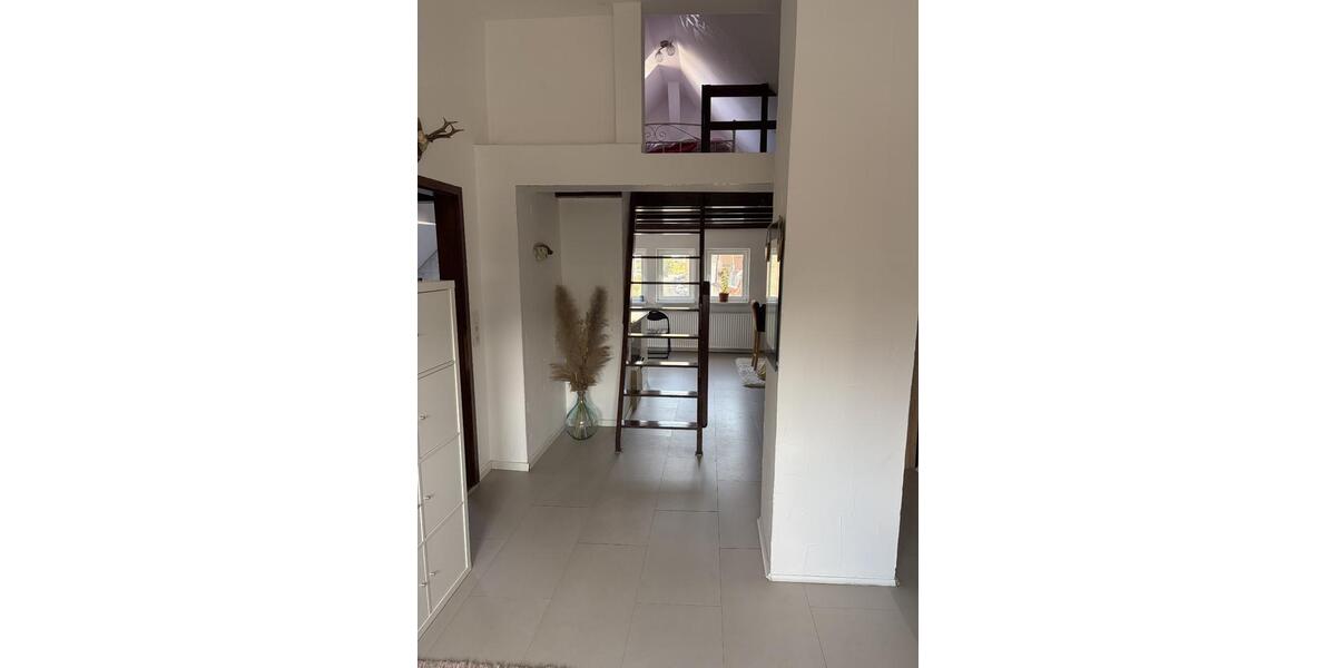 Dachgeschoßwohnung Esslingen am Neckar Brühl - 1.5 Zimmer, 51 m&sup2;, 700&euro; | Angebot:25840411