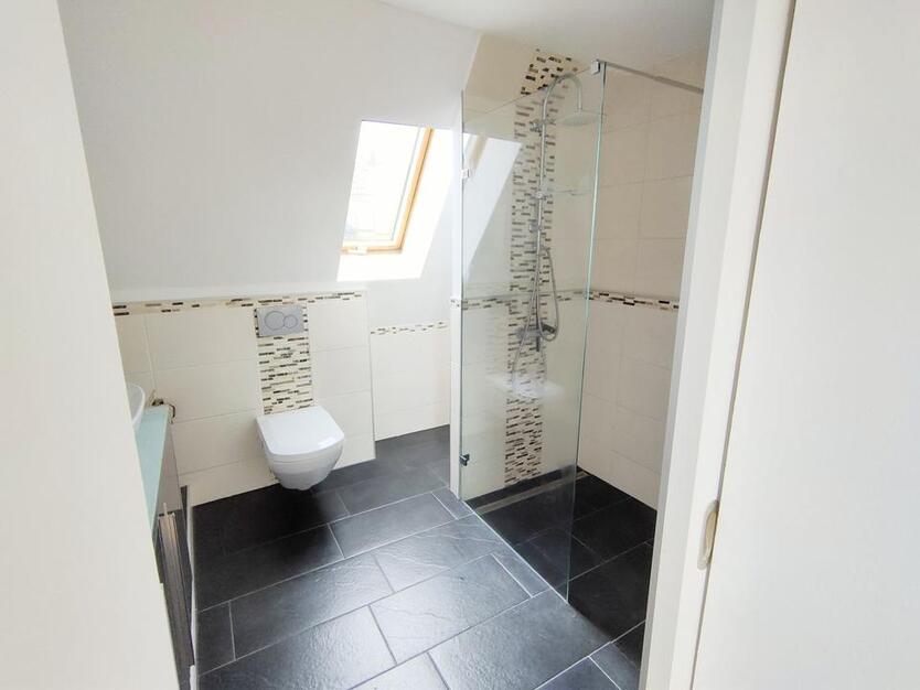 Lichtdurchflutete Single-Wohnung in zentraler Lage