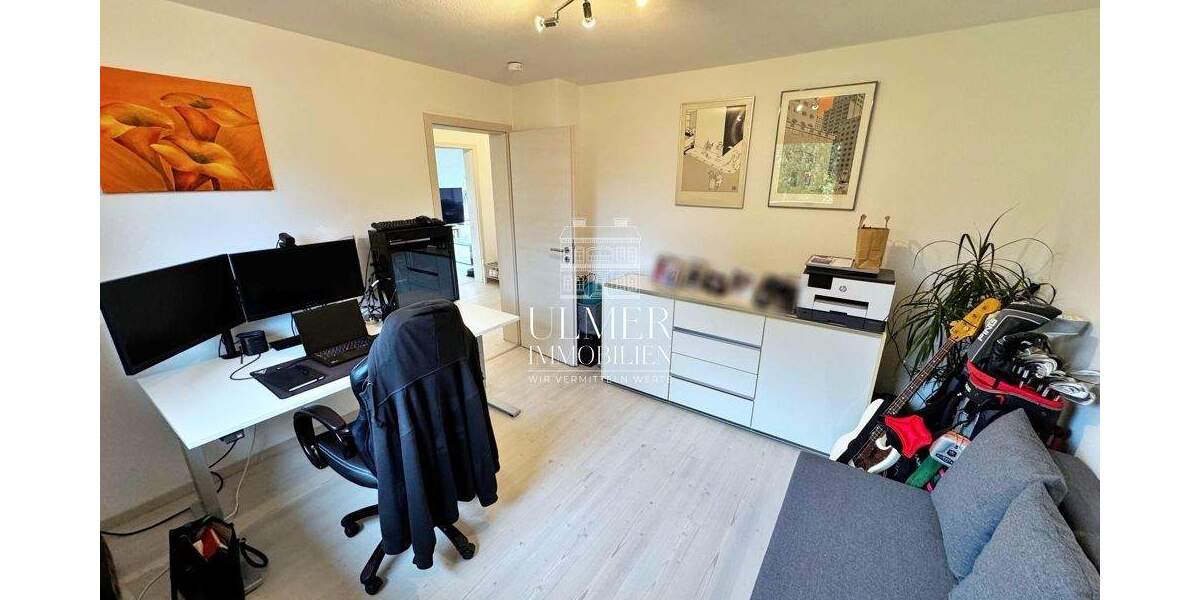 Einfamilienhaus Böblingen - 8 Zimmer, 154 m&sup2;, 660.000&euro; | Angebot:24814342